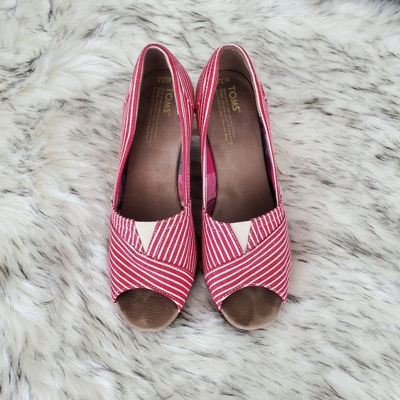 Toms Peep Toe Wedges Stripes Red/White 7.5 - Picture 2 of 8